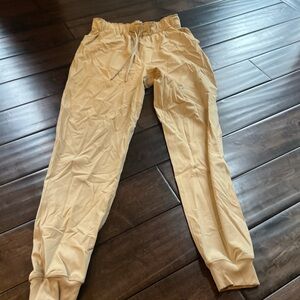 lululemon  Tan jogger  Pants